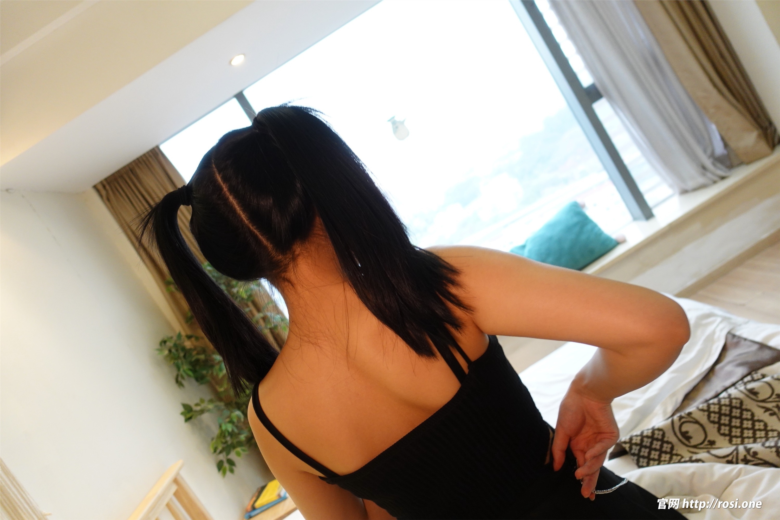 ROSI写真 2022.03.18 NO.3756